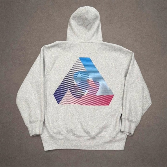 Palace Logo Graphic Hoodie - Medium - Picture 2 of 7